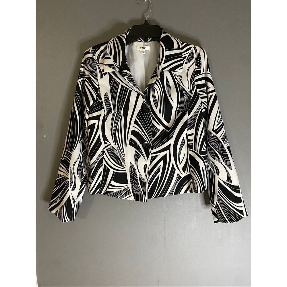 Cato Black White Geo Design Jacket 3/4 Sleeve Black Buttons Cotton Blend 8